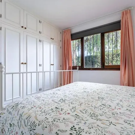 Faro's Marbella - Monte Paraiso Apartment Malaga
